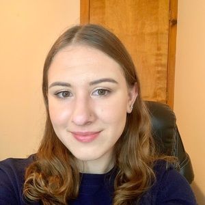 Meet your Posher, Julia